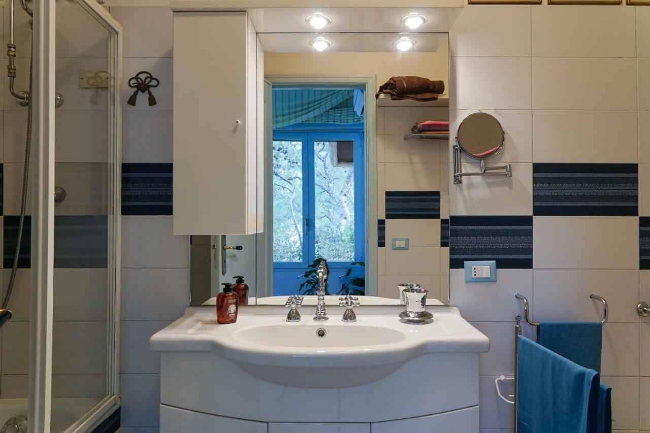 Luxury Apartment And Charm Sea View Isola Bella Taormina Exterior foto